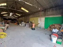1000 SQ FT II GARAGE WAREHOUSE II FOR RENT