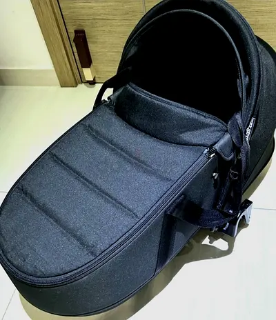 Yoyo 2 bassinet with adapter ready for use