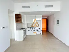 Exclusive | Vacant | High floor