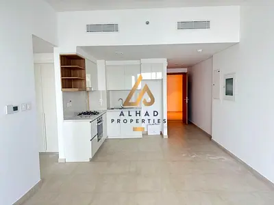 Exclusive | Vacant | High floor