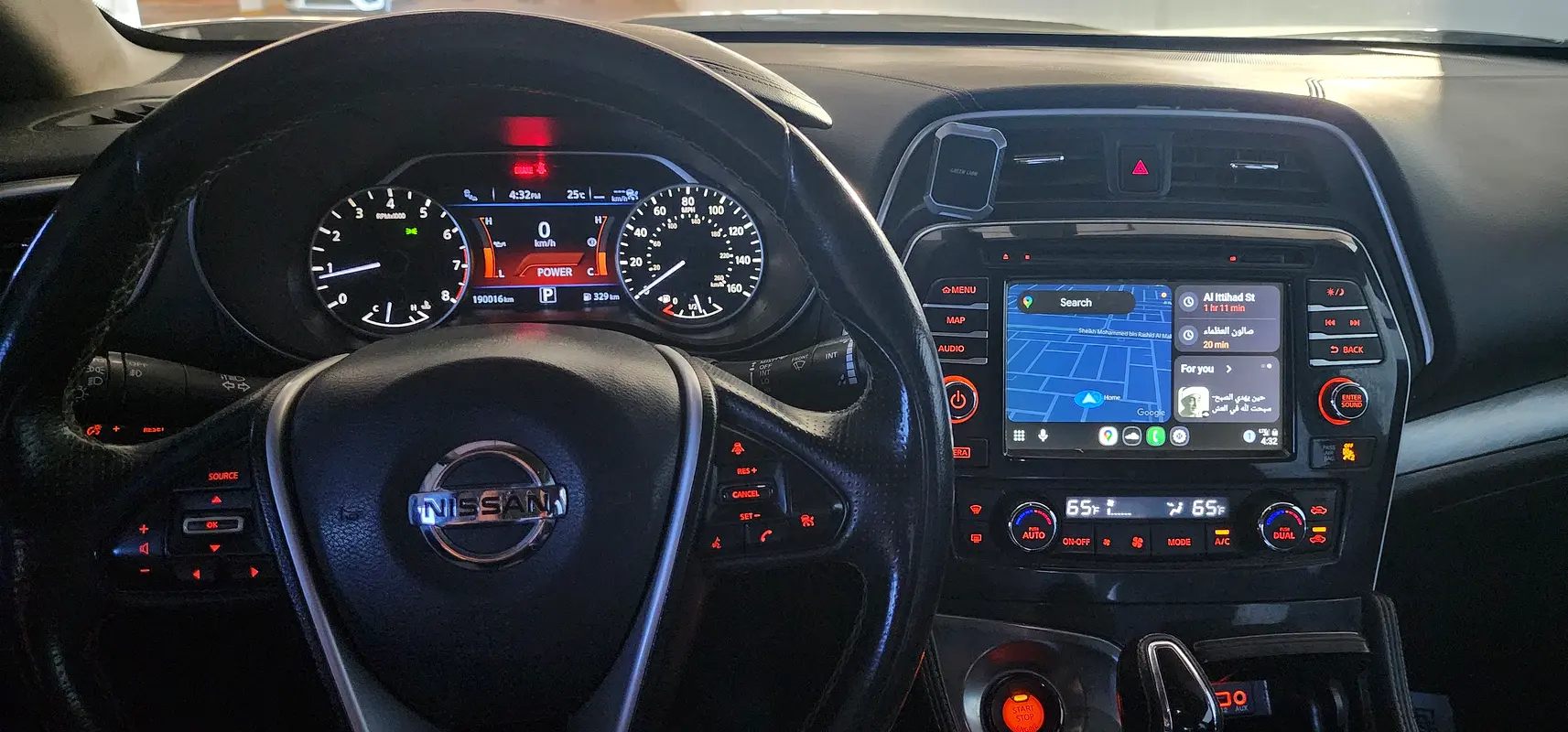 Nissan Maxima 2018 — photo 1 of 10