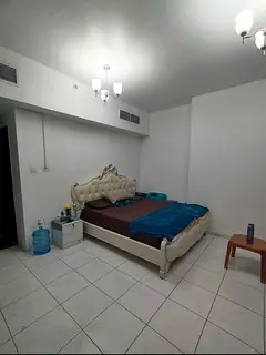 master room available in shaikhsayed road