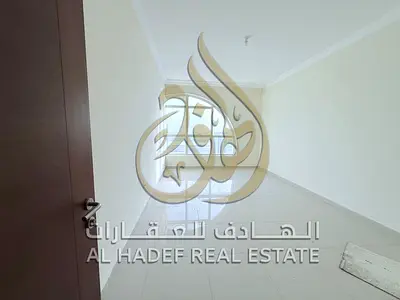 فرصة مميزة للإيجار في الخان، شقة 3 غرف وصالة بإطلالة بحرية، تكييف مجاني مع جيم ومسبح وباركن، موقع راقٍ قريب من الخدمات والدفع على 4 دفعات.