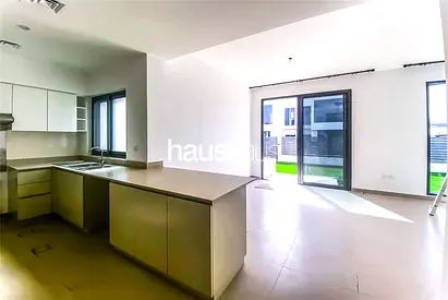 1st of May | Single Row | Landscaped