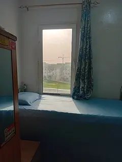 Bed space italy 490 only