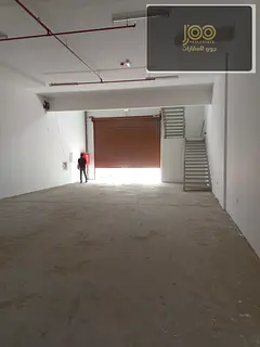 2800 sq ft mezzanine warehouse in Al Jurf with 25 kW power