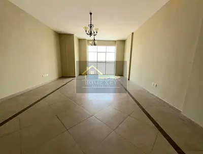 Brand new 3bhk / with big balcony / 6 and 4 cheques payments
