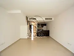VACANT | Negotiable | Prime Location | Upcoming