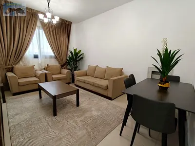 غرفه وصاله مفروشه , للايجار الشهري , فرش جديد موقع مميز قريب من الخدمات ,وسهوله الوصول لي دبي والشارقه .