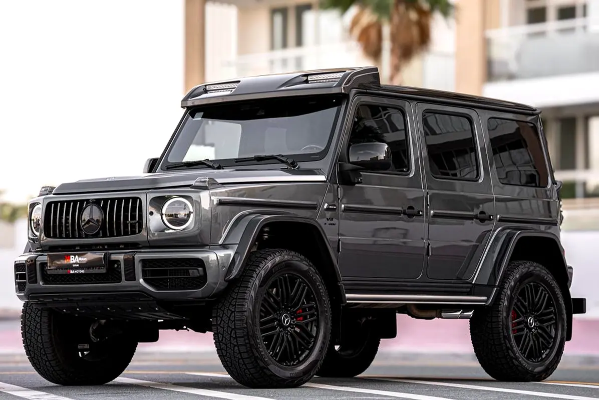 Mercedes-Benz G-Class 2023 — photo 1 of 18