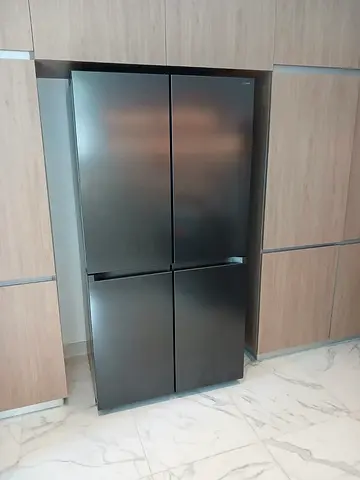 Free delivery Samsung bespoke 4-Door Stainless Steel Refrigerator - Good Condition