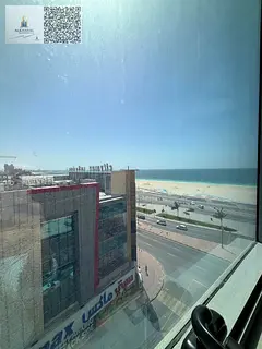 Exquisite High-Floor Residence: Luxurious Three-Bedroom Apartment Featuring Premium Coastal Vistas a