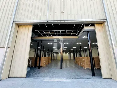 Premium Large Scale Warehouse| Road Frontage