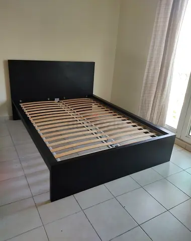 IKEA malam queen‑size bed (160 × 200 cm) with an IKEA mattress ✨