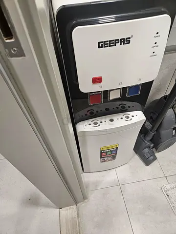 Geepas Water Dispenser