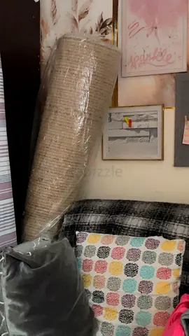 Rug (200) aed huge..light use