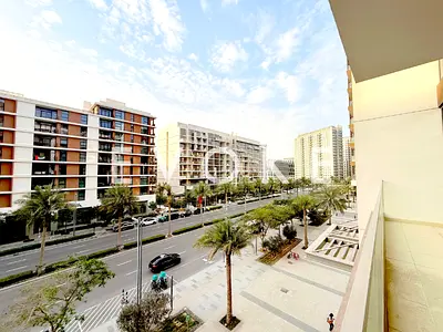 Large 1 Bedroom | Blvd View | Chiller Free