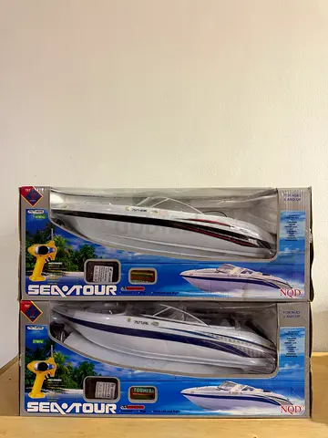 2x RC Speed Boats – Sea Tour 1:25 Scale – New in Box