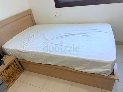 Wooden Single Bed Frame with Headboard and MATTRESS