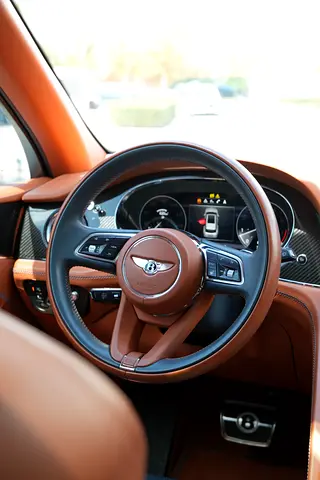 2021 Bentley BENTAYGA — миниатюра 2