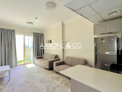 Ready to Move | Upgraded |Spacious |Full Furnished