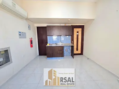 Lavish Studio/Open Kitchen/Family Building/Near Delta School