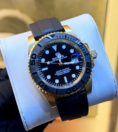 Rolex Yacht-Master Men’s Master Copy Watch – Black Dial, Rubber Strap