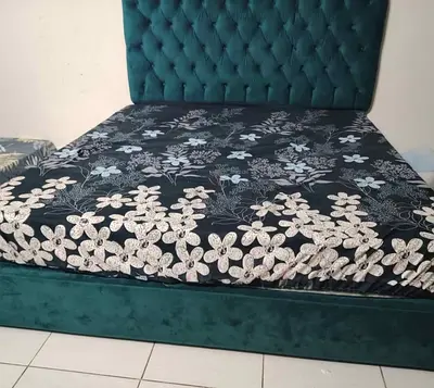 King size bed