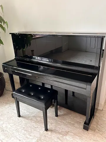 Yamaha U1H