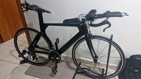 Giant trinity carbon fiber triathlon/ time trial bike