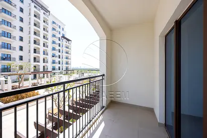 √ Partial Golf View | Vacant | Furnished Unit √
