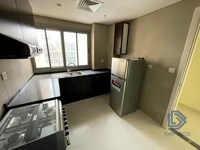 CLOSED KITCHEN | MASSIVE 1 BR | CORNER HIGH FLOOR