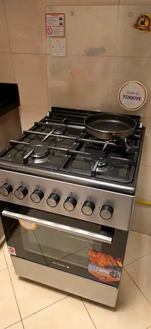Stainless Steel 5-Burner Gas Range with Oven - Mint Condition
