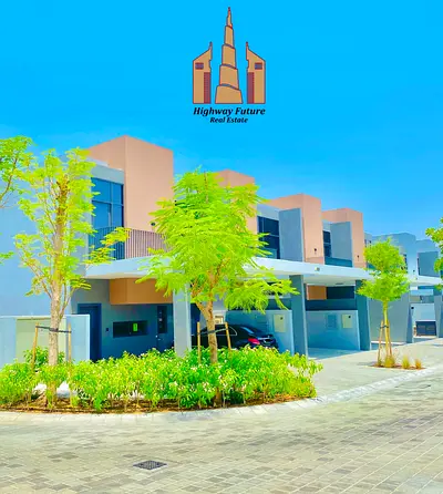 Brand New Luxurious Villa Ready to move / Gated Community 3BR in Masaar