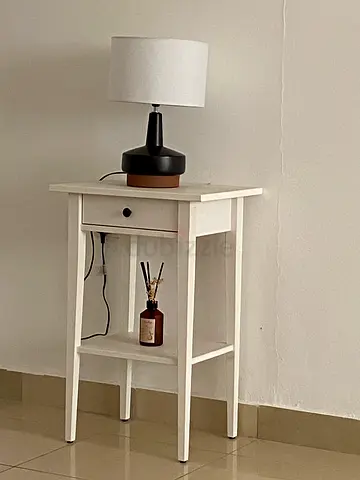 Two White bedside tables / nightstand in excellent condition