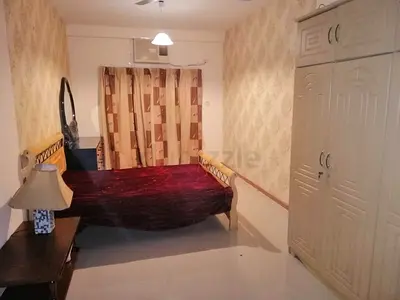 FAMILY AND BACHELOR ROOM AVAILABLE CALL