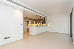 Single Row | Privacy | Near Park and Entrance