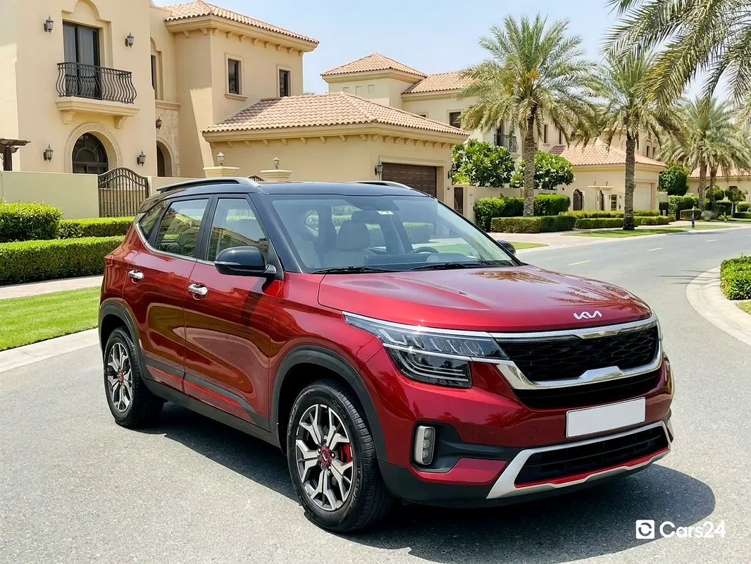 Kia Seltos 2023 — photo 1 of 12
