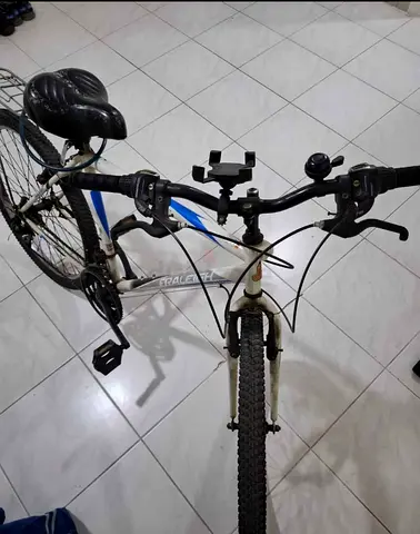 Used Raleigh Mountain Bike - 26 Wheel, Hybrid/Trail