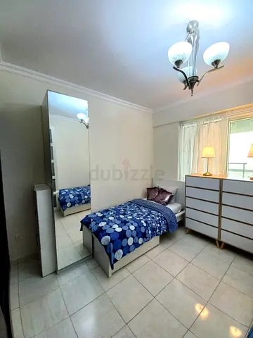 (Ladies Only) Bedspace in a ROOM for 2 attached TOILET  BATHROOM – DMCC Metro (JLT side)