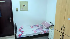 Executive Bed space available to share a studio Flat