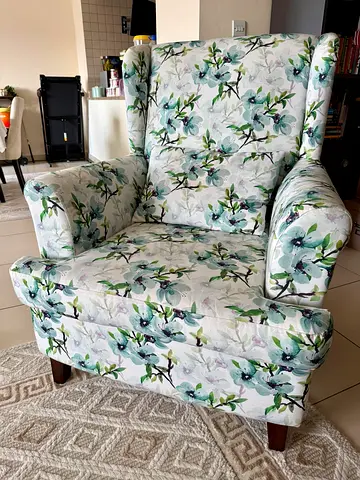 Modern Floral Ascent Chair