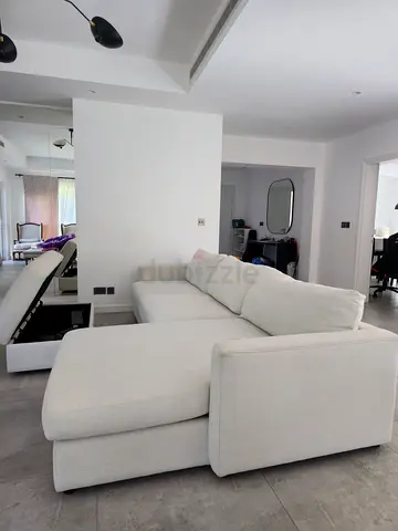 Light Beige Fabric 3-Seater Sofa in Good Condition