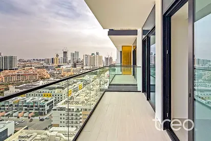 Vacant End of March | Beautiful Unit | Modern