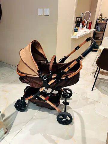 Stroller and Car Seat Set – Suitable for Newborn to 1–2 Years