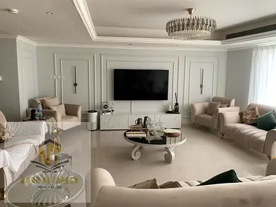 شقة للبيع - القصباء | الشارقة  القصباء  فرصة مميزة لامتلاك شقة فاخرة في موقع متميز بالقصباء، بإطلالة بانورامية على البحر وتصميم واسع مثالي للعائلات.