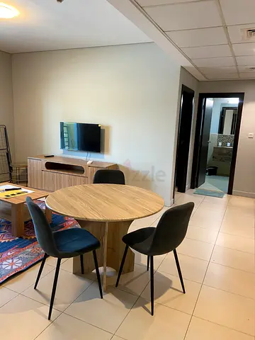 Female Roommate needed in jvc