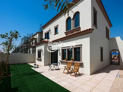 Fully Furnished | Elegant 4BR Villa | Cordoba