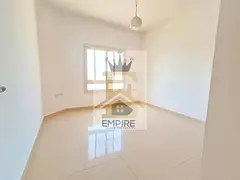 Prime location spacious apartment maintenance free parking free close to Dubai