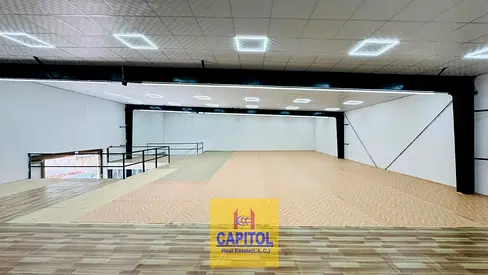 PRIME LOCATION COMMERCIAL WAREHOUSE AVAILABLE FOR RENT